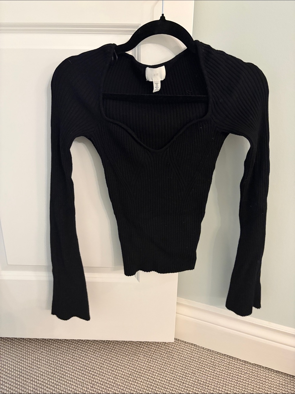 H&M Black Ribbed Long-Sleeve V-Neck Knit Top